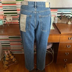Everlane The Curvy ’90s Cheeky Straight Jean
